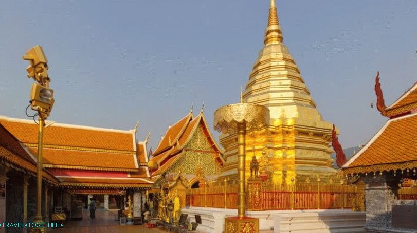 Tempelj Wat Phra To Doi Suthep v provinci Chiang Mai