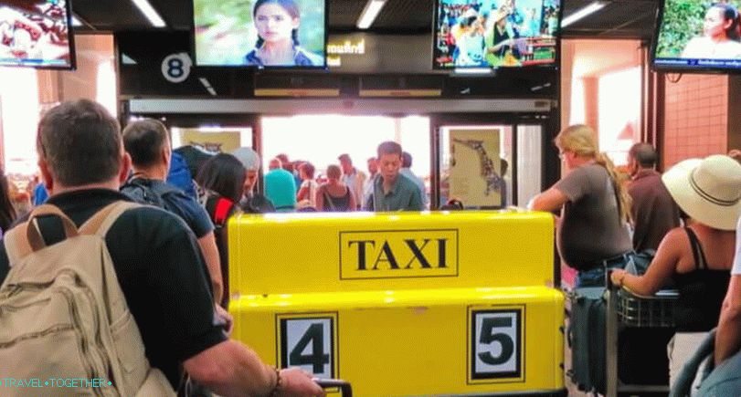 Letališče Don Muang v Bangkoku - Taxi Call Desk
