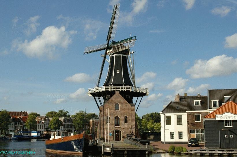 Molen de   Adriaan 