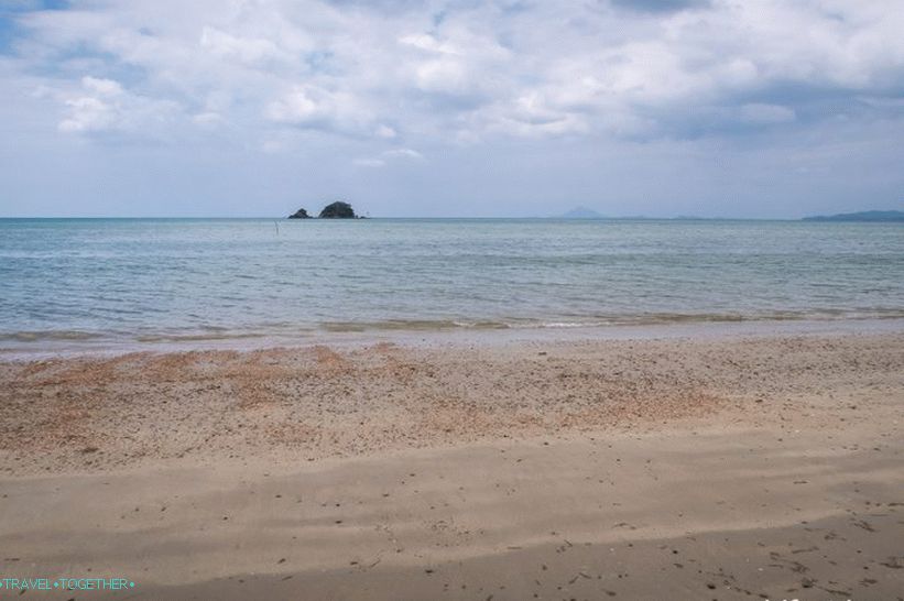 Ao Ko Kwang (Ao Kaw Kwang) - sprehajalna plaža z promenade