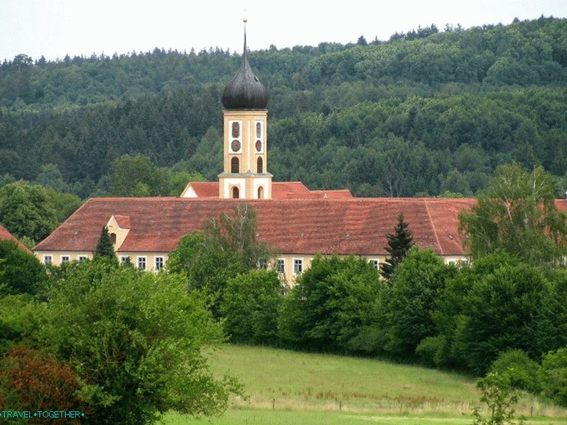 Stari cistercijanski samostan