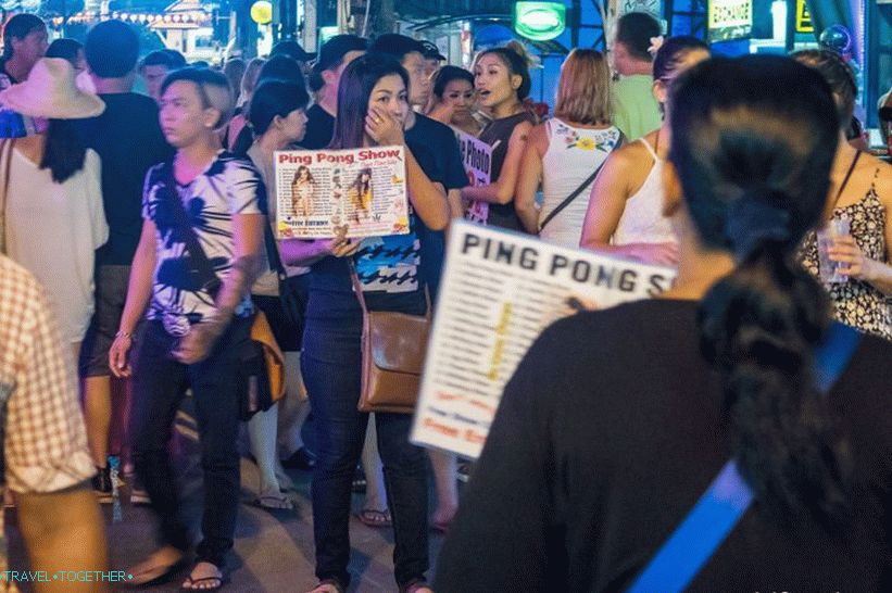 Bangla Road v Phuketu - ulica v Patongu s klubi in prostitutkami