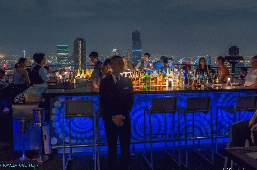 Bar in restavracija Vertigo na strehi Banyan Tree Bangkok - 61. nadstropje