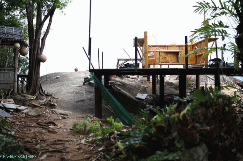 Samui Camp Bar - najboljša točka na Samuiju in strašnem Budi v gozdu