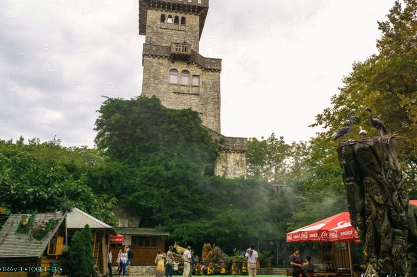 Gora in stolp Akhun v Sočiju