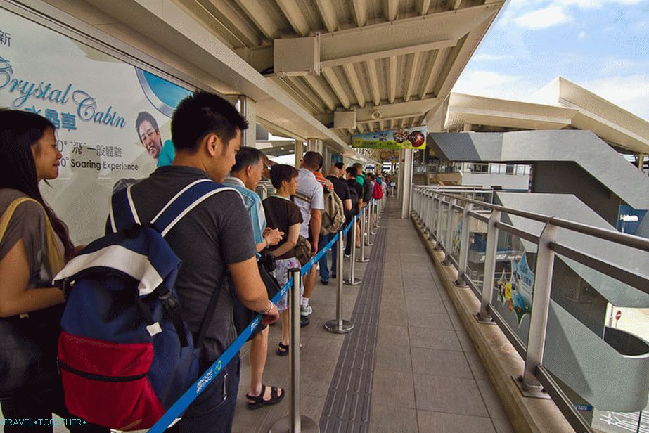 Vrstni red na blagajni do žičnice Ngong Ping