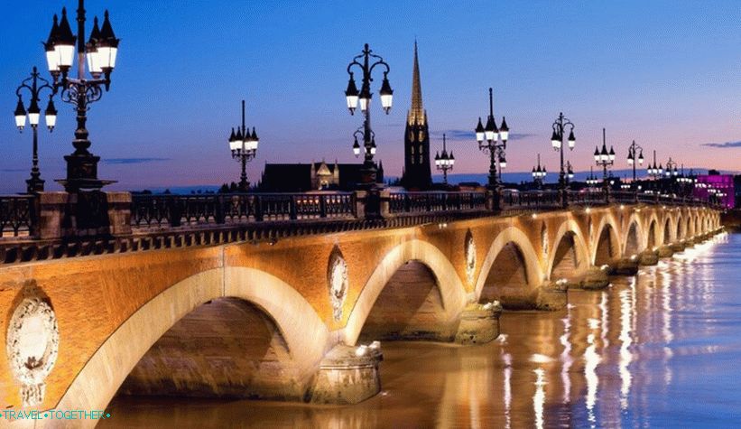 Pont de Pierre