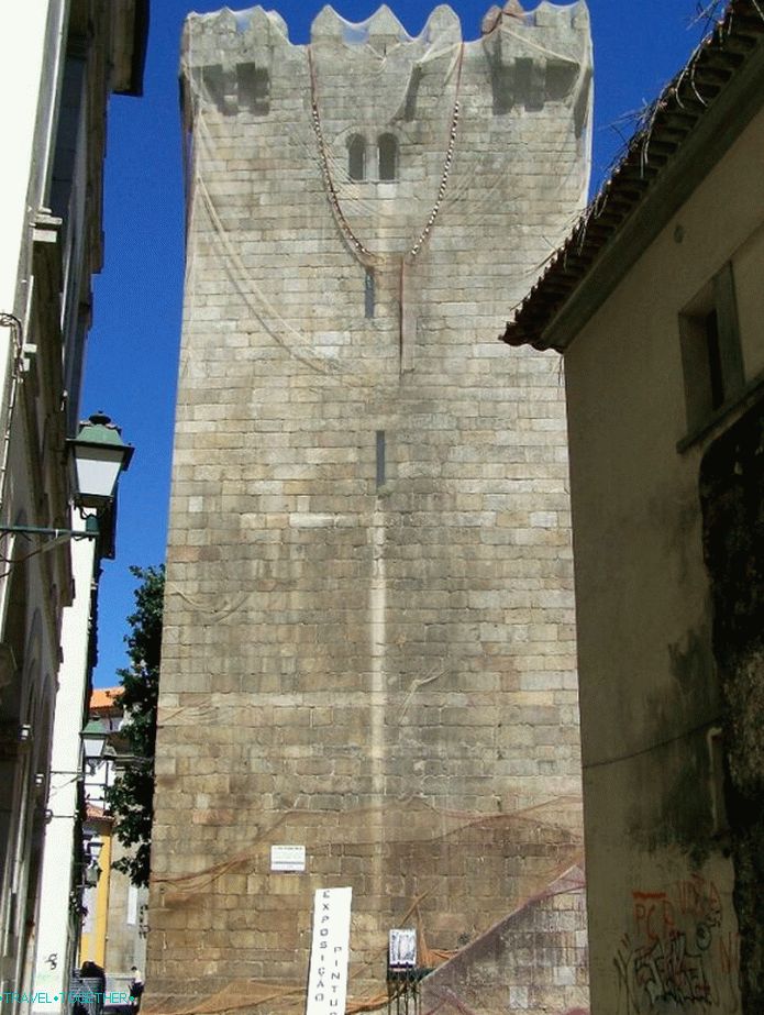 Menagem Tower