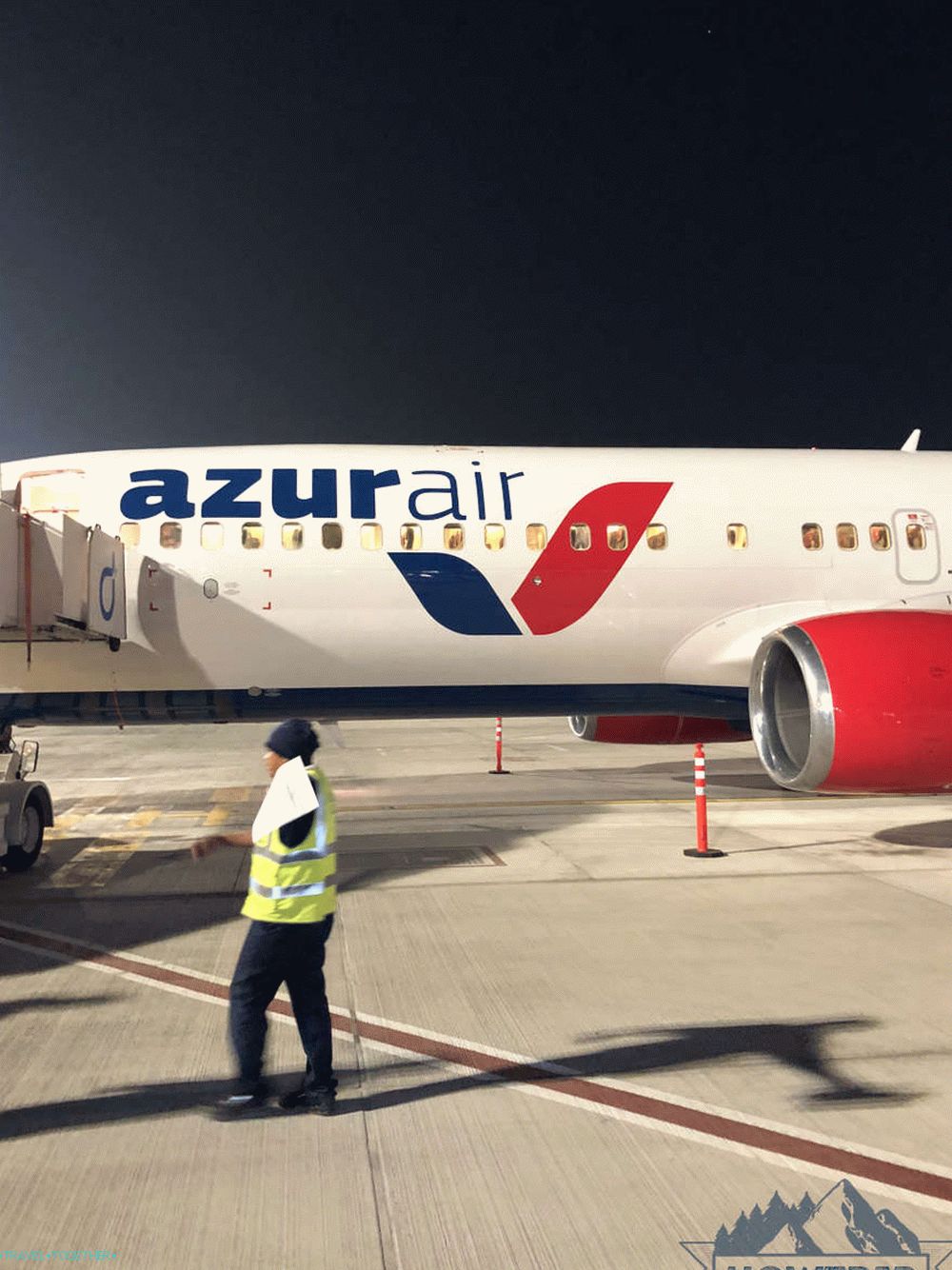 Azurska letalska listina v Dubaju