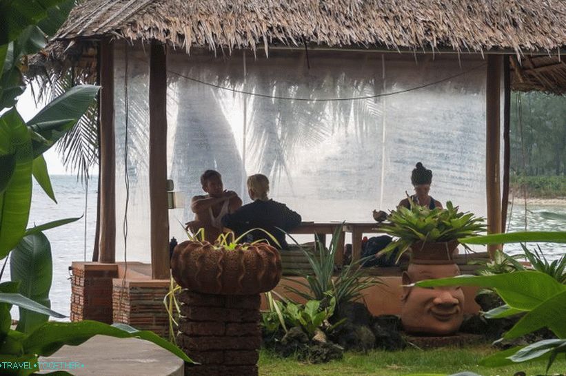 Center Orion na Phanganu - vegetarijanska kavarna, savna, joga in detox