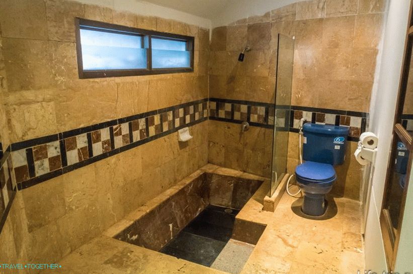 Chaweng Resort - Hotel na Chawengu za ljubitelje starega