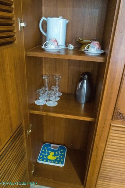 Chaweng Resort - Hotel na Chawengu za ljubitelje starega