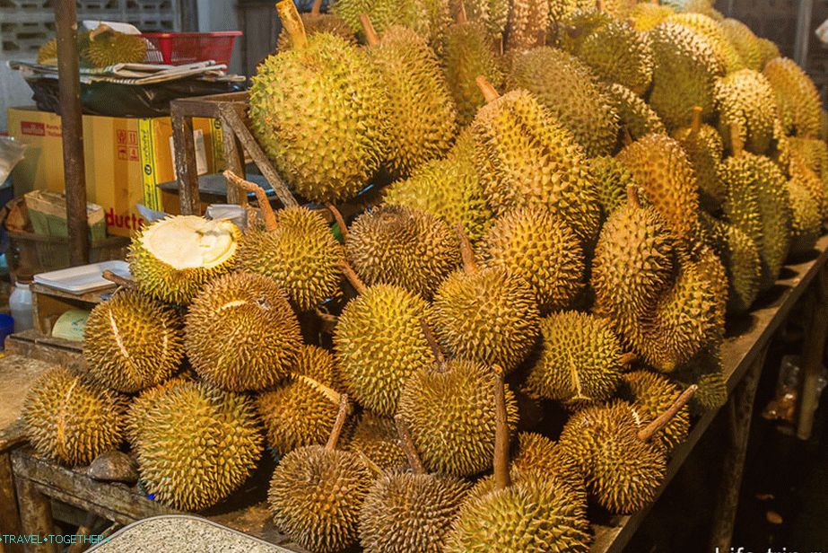 Kakšen je Durian zunaj