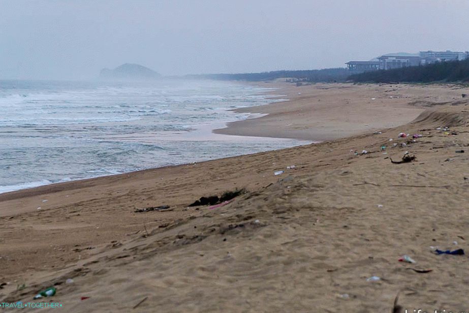 Plaža v drugi smeri je manj zanimiva