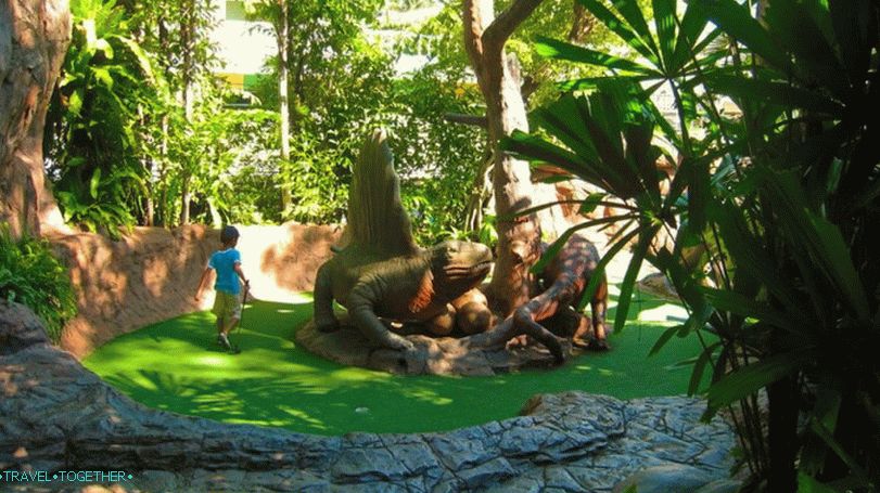Park dinozavrov v Phuketu