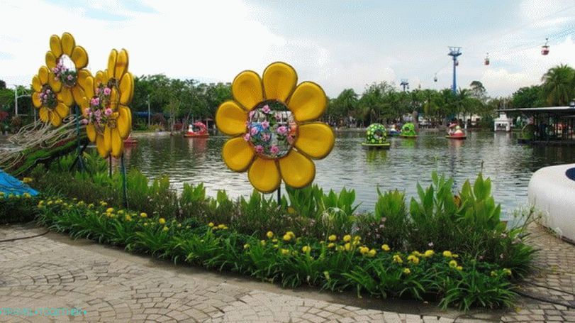 Dream World zabaviščni park v Bangkoku