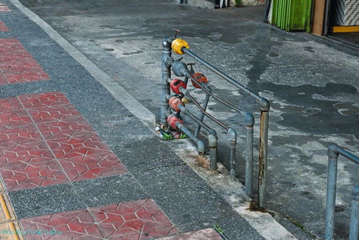 Vodomerji po pločnikih