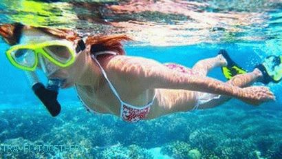 Križarjenje ob obali otoka Koh Phangan na jadrnici