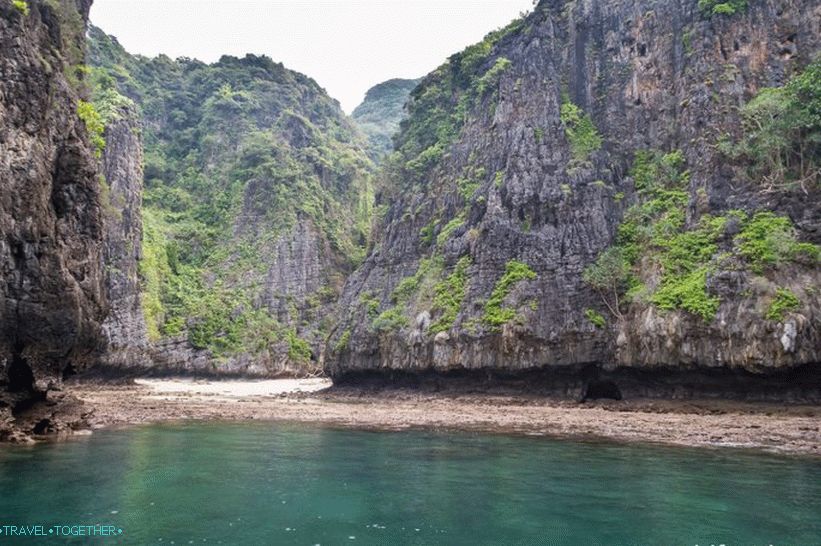 Phi Phi Island Tour na Tajskem - moj pregled in kako najbolje greste