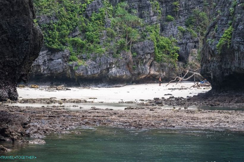 Phi Le Bay na otoku Phi Phi Le