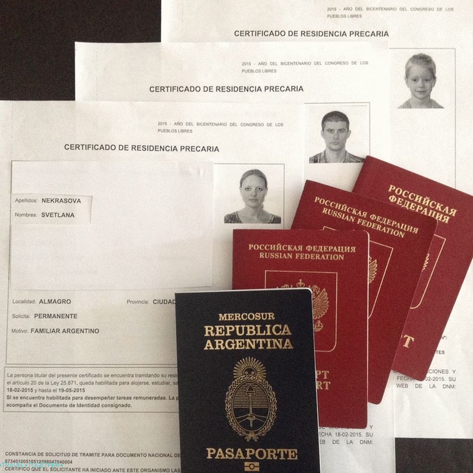 Argentinski potni list hčere Anastazije in Prekarije na mene, možu in najstarejši hčerki