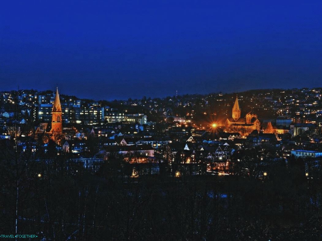 Panorama nočnega Essena