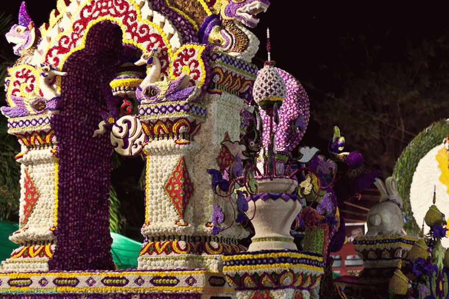 Festival cvetja na Tajskem, parade vozički