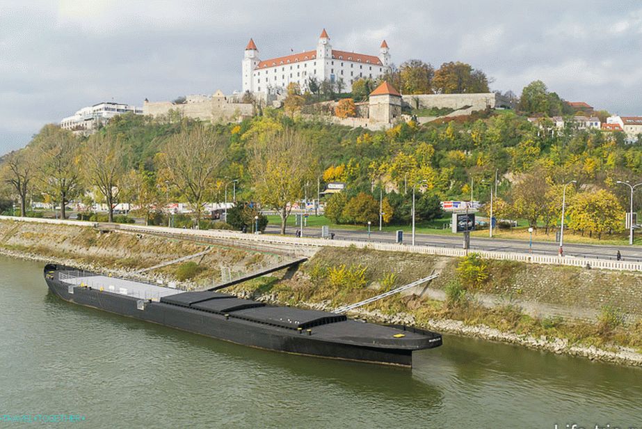 Slavno mesto Bratislava