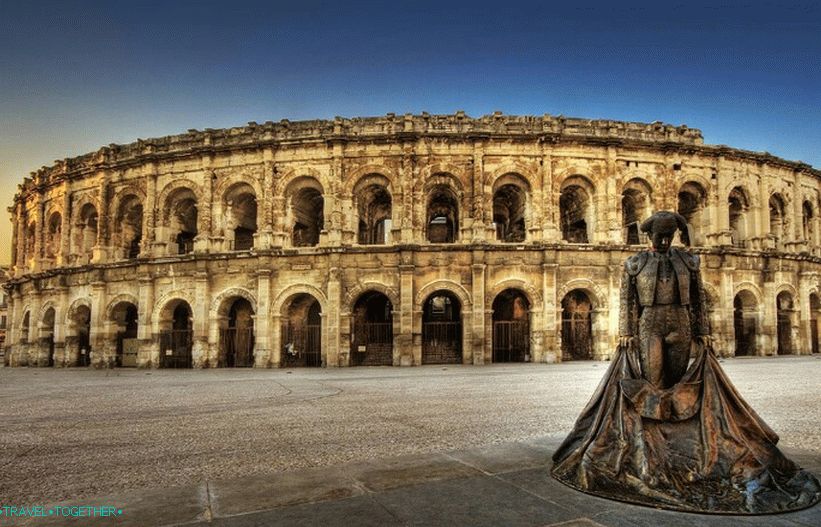 Mesto Nimes v južni Franciji