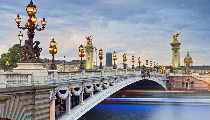 Pont Alexandre III v Parizu