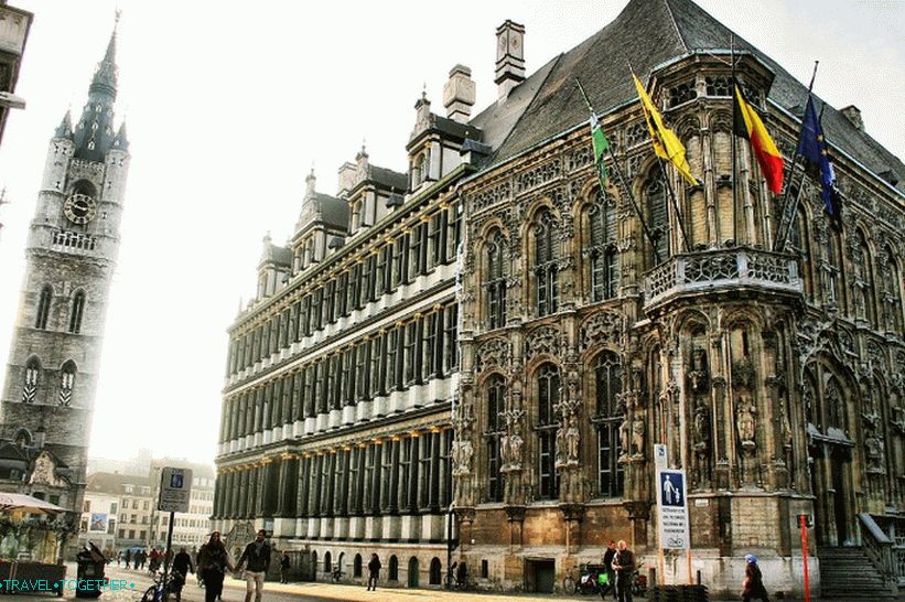 Mestna hiša (Stadhuis)