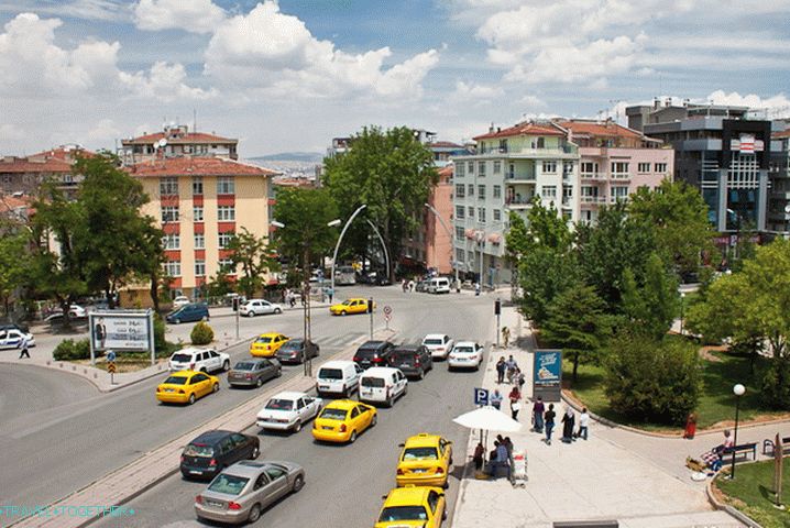 Ankara je glavno mesto Turčije.