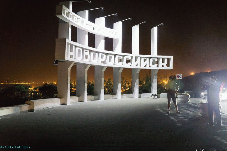 Novorossiysk je vozil ponoči