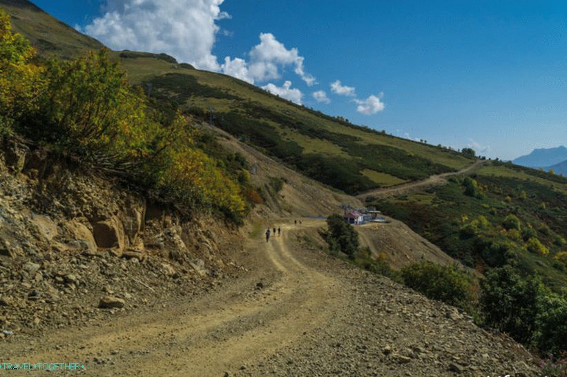 Kamniti steber 2509m v Rosa Khutorju - odlično sledenje za začetnike