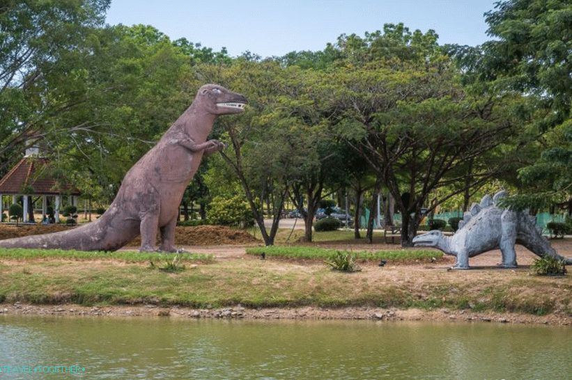 Park Royal (park Rama IX) - edini park v Phuketu