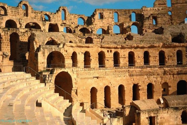 Tunizija, pogled na starodavne znamenitosti