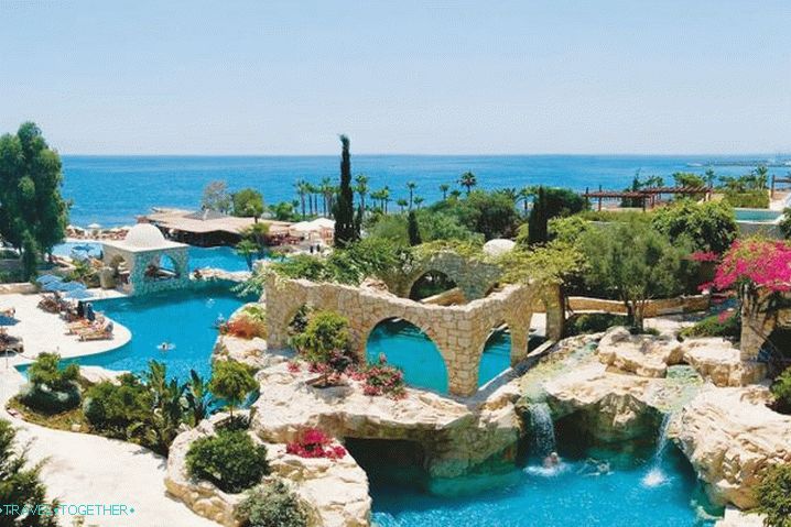 Ciper, Elite Resorts of Paphos