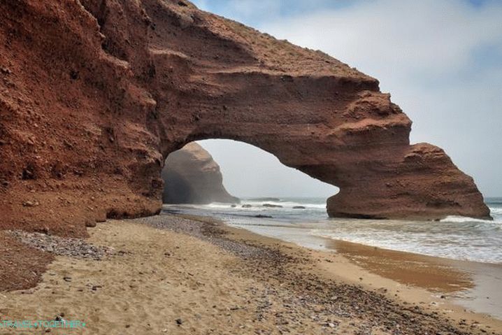 Maroko, plaža Lezgir v bližini mesta Agadir