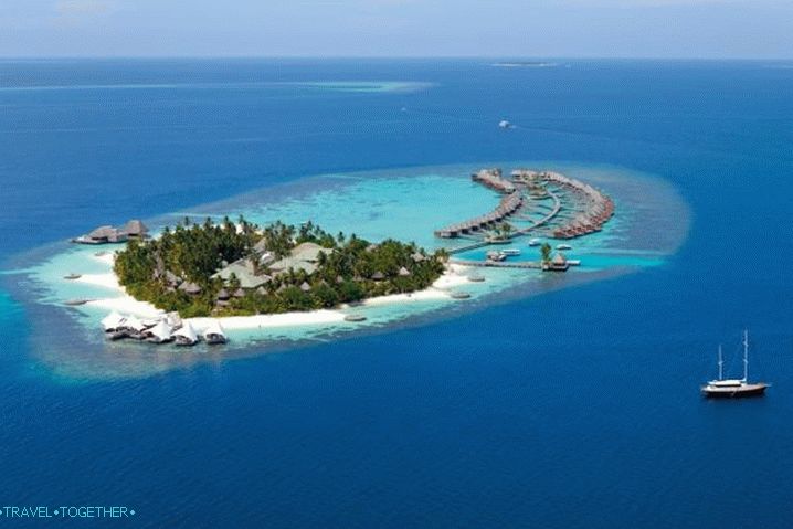 Maldivi, tukaj je sproščujoče počitnice na plaži stran od civilizacije