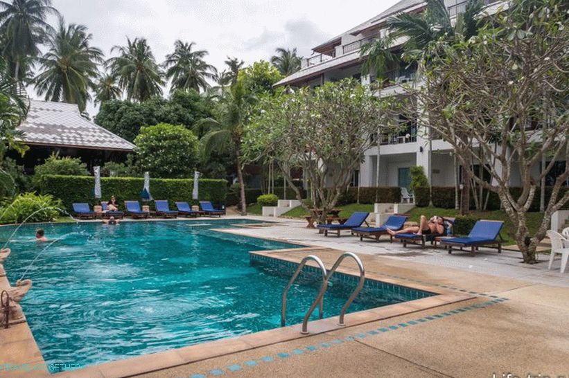 Lamai Buri Resort je dober hotel na Koh Samuiju na plaži Lamai
