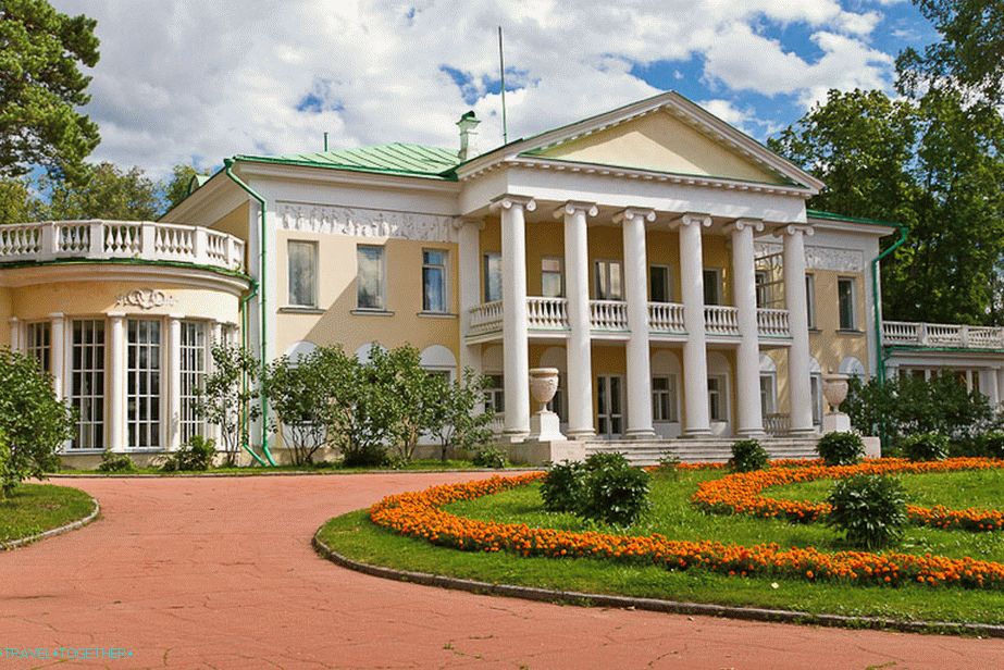 Glavna hiša posestva Gorki