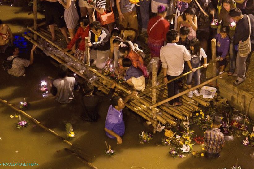 Festival Loy Kratong in Yipeng (22)