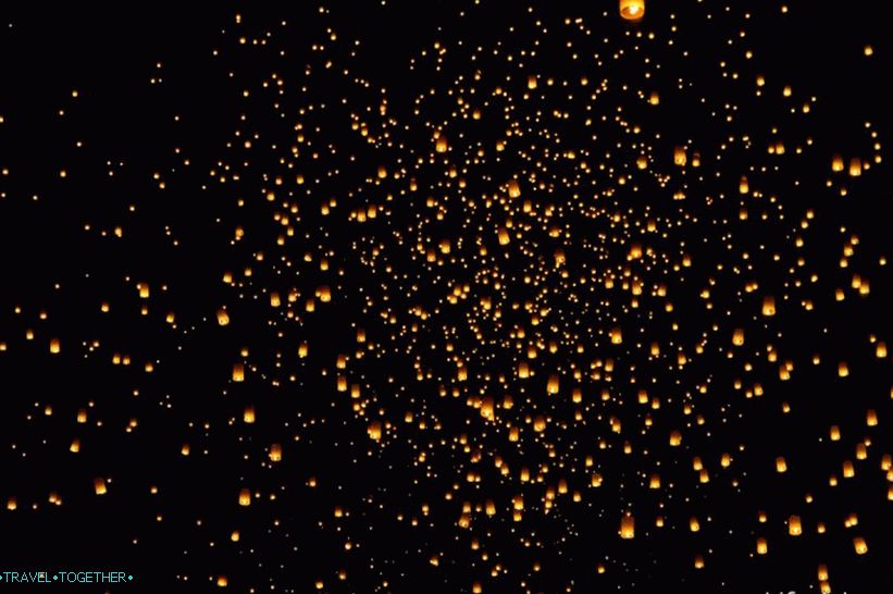 Festival Loy Kratong in Yipeng (1)