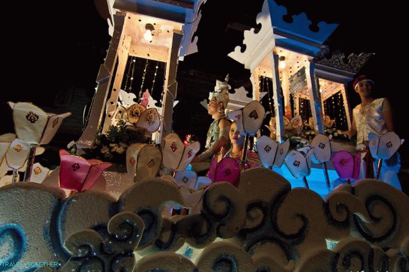 Festival Loy Kratong in Yipeng (9)