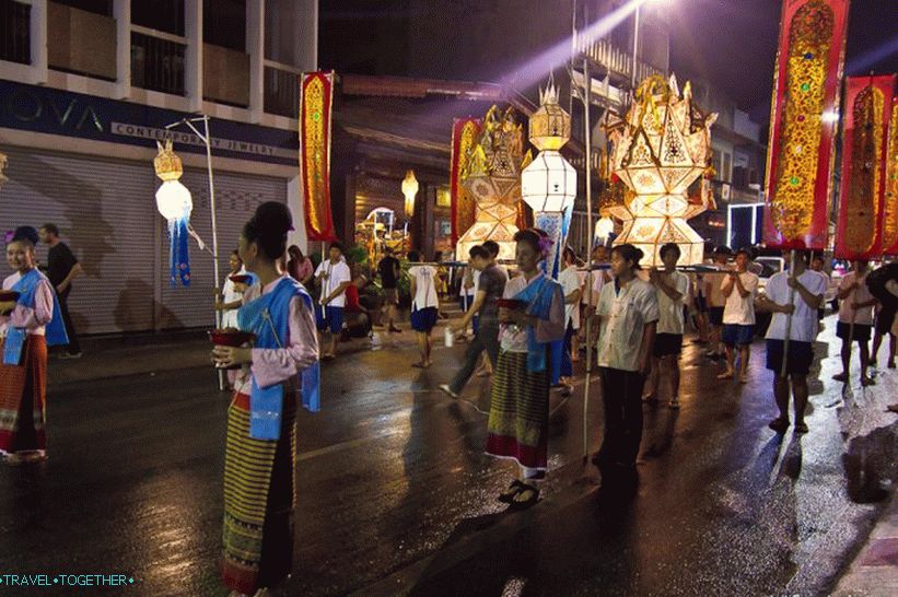 Festival Loy Kratong in Yipeng (10)