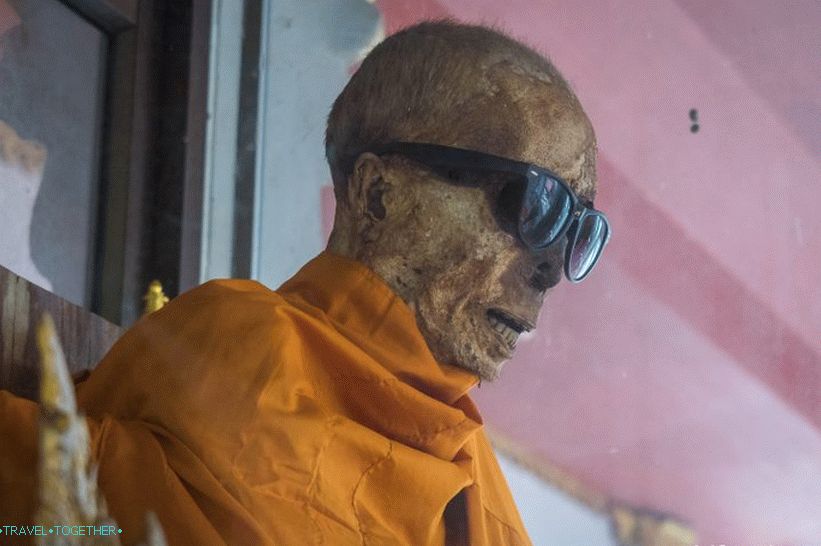 Mumificirani menih na Samui - koliko jih je res
