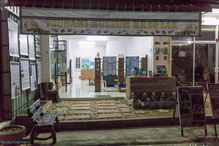 Muzej Tsunami v Khao Laku