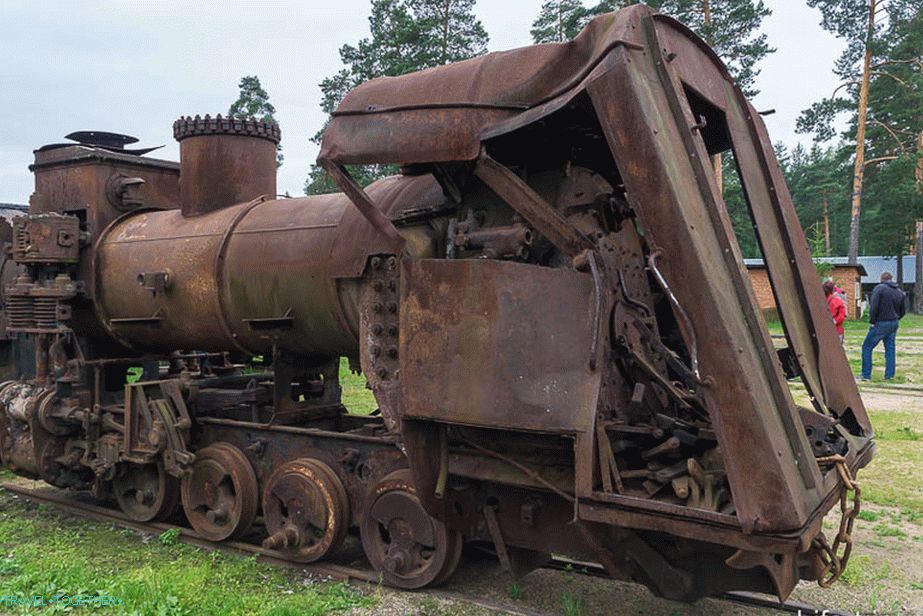 Ostanki lokomotive VP4-2120, najdeni v močvirju