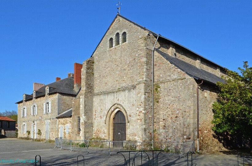 Opatija St. Philibert v Grandlieu