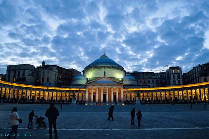 Piazza del Plebescito